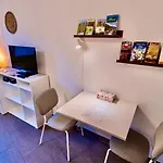 Cosy Centre *